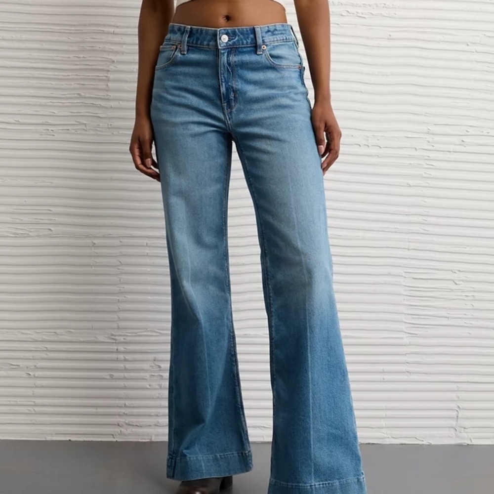 Women's American Eagle High Waisted Flare Jeans